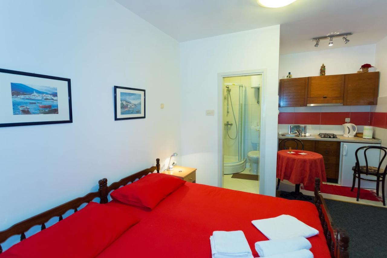 Studio Apartment Boksic Mlini Esterno foto