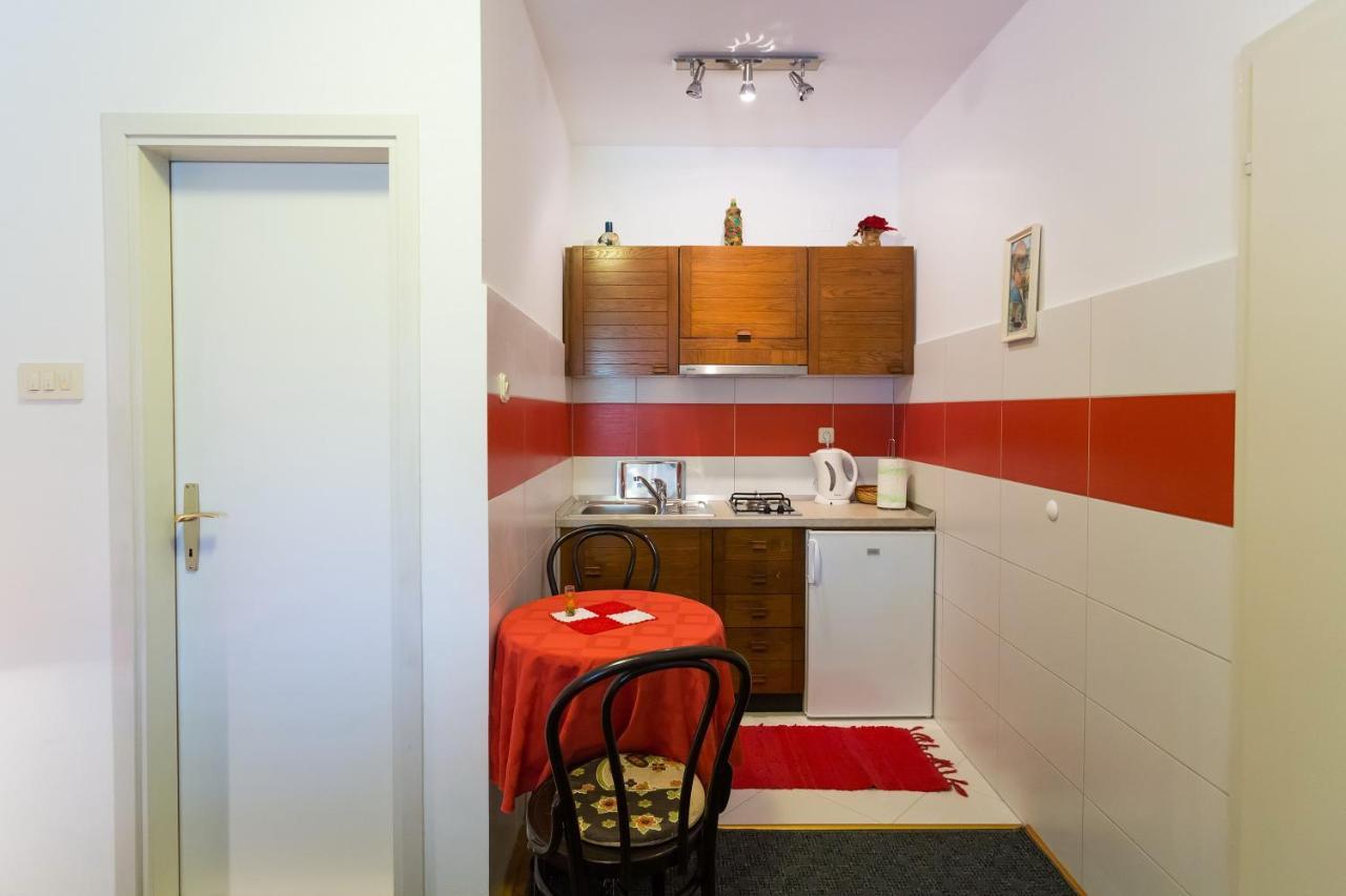 Studio Apartment Boksic Mlini Esterno foto
